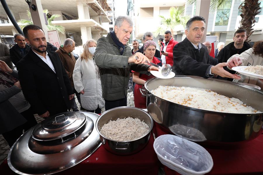 YUKARIKÖY, İZMİRLİLERİN AKININA UĞRUYOR